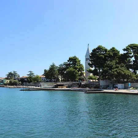 Villa Ariel A4, Quiet Area Only 2 Km From The Beach *