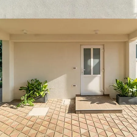 Villa Ariel A4, Quiet Area Only 2 Km From The Beach Filipac