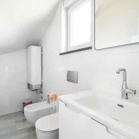 Ariel A4, Quiet Area Only 2 Km From The Beach * Filipac